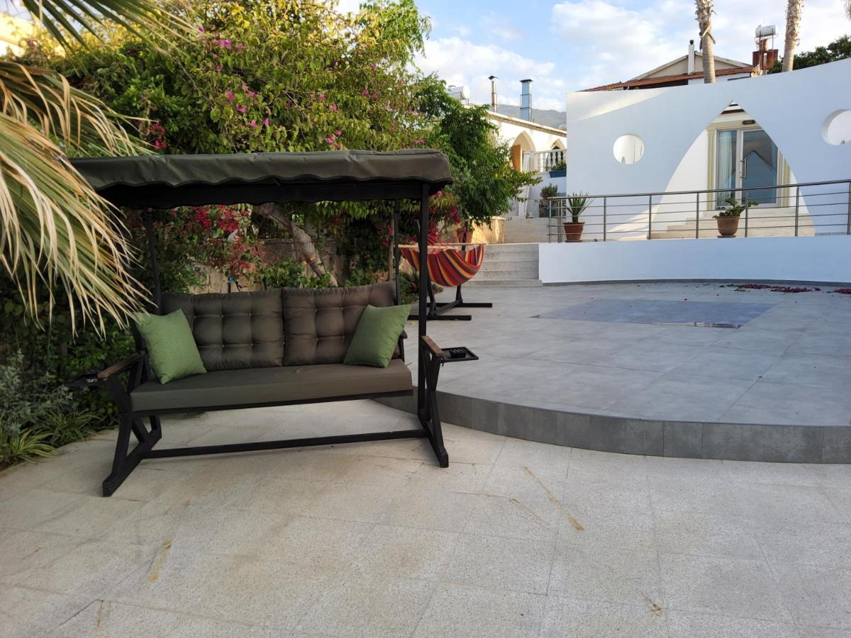Luxuriant Kyrenia Villa *