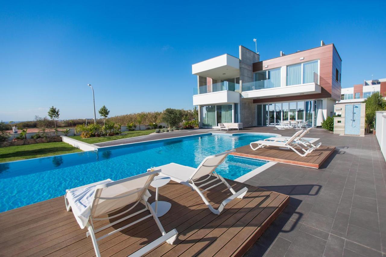 Vivo Mare 3 Bedroom Villa *
