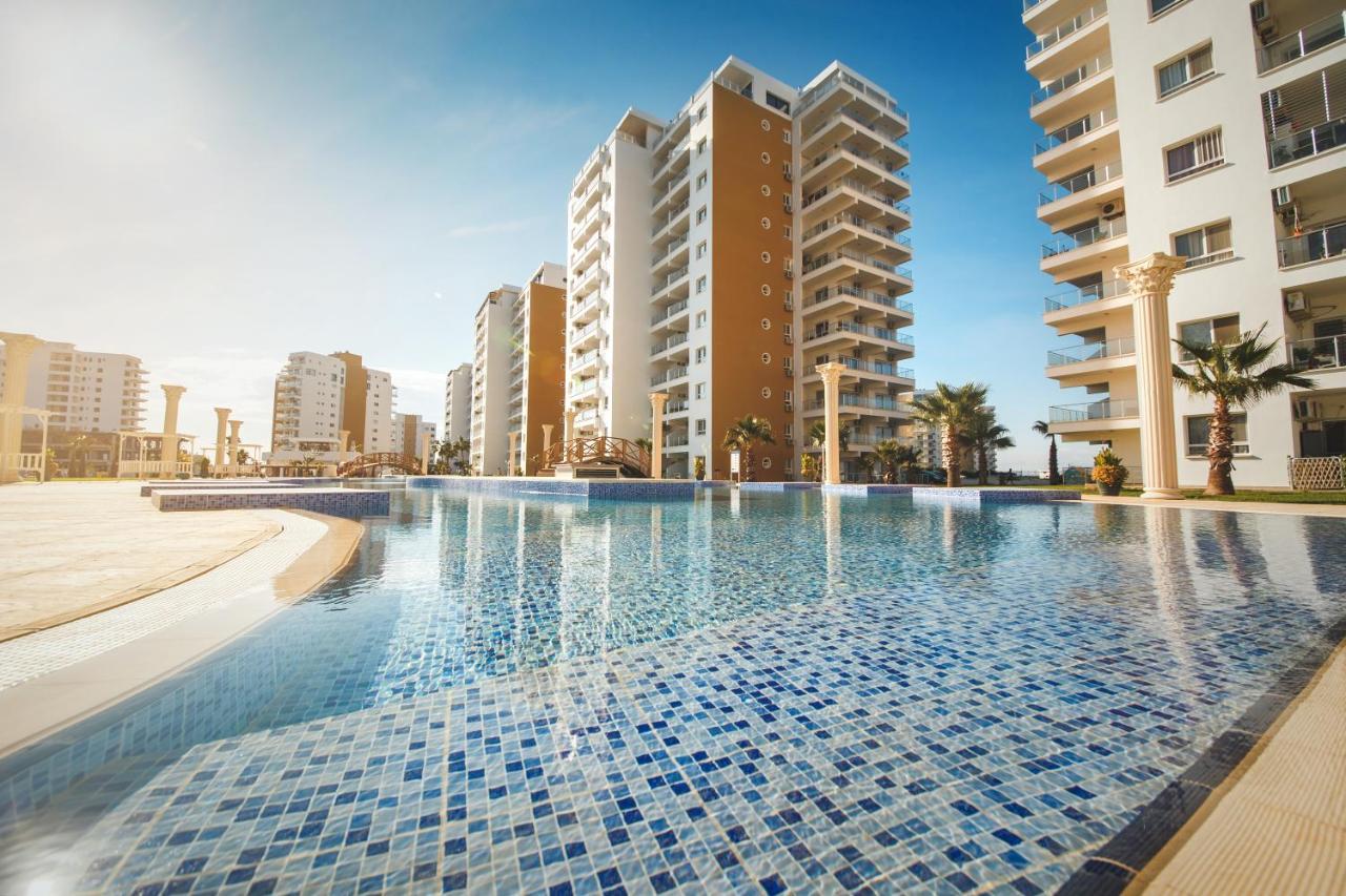 Deluxe Two Bedroom In Caesar & Spa, Long *