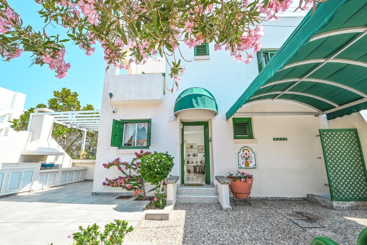 361-walk To Fig Tree Bay & Amenities