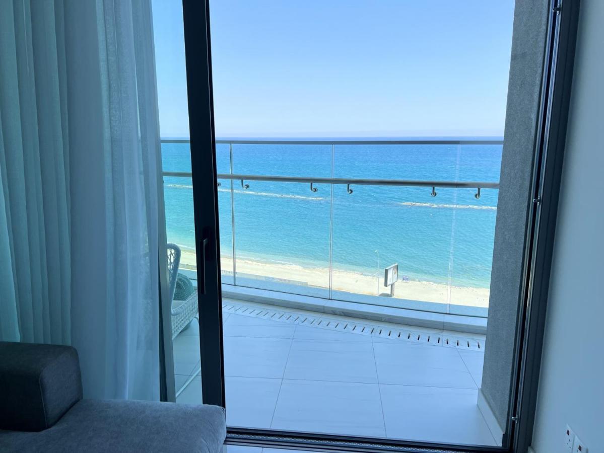 Del Mar Beachfront Boutique Limassol