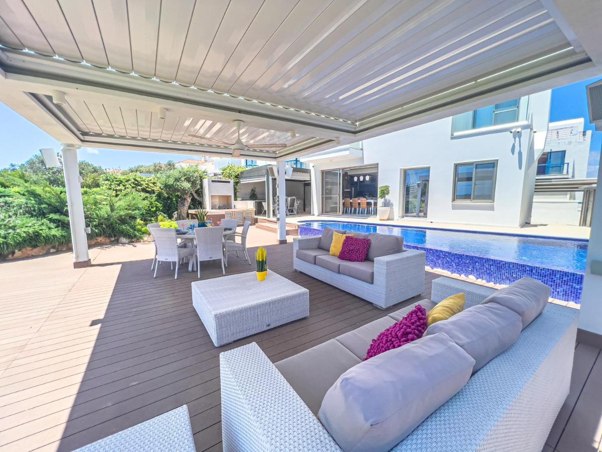 Erato Seafront Luxury