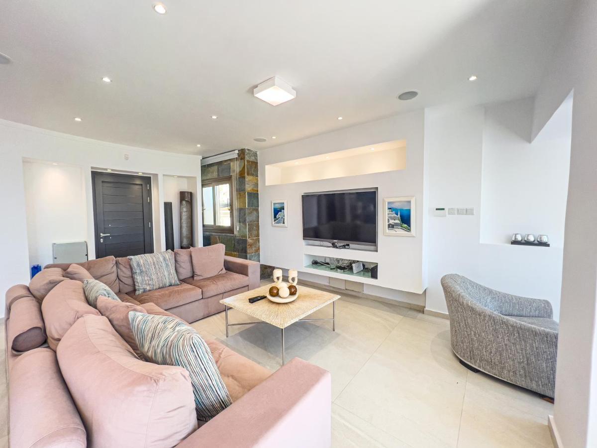 Erato Seafront Luxury