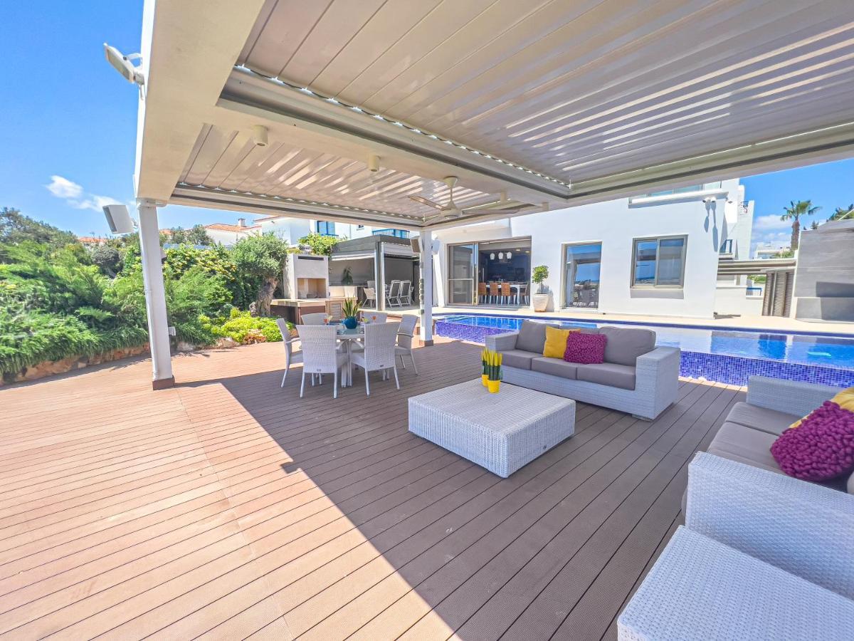 Erato Seafront Luxury Protaras
