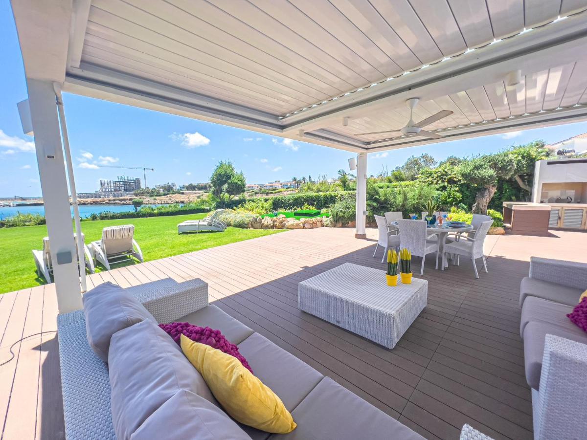 Erato Seafront Luxury Protaras