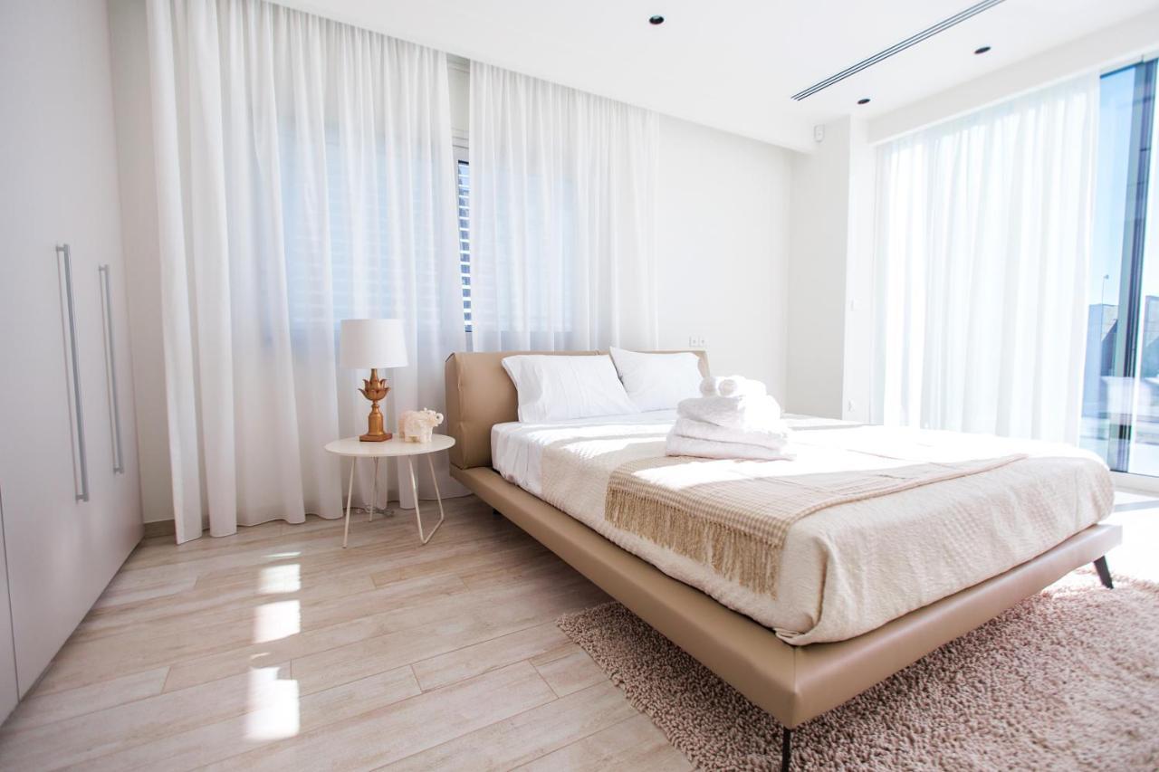 Vivo Mare 3 Bedroom Villa *