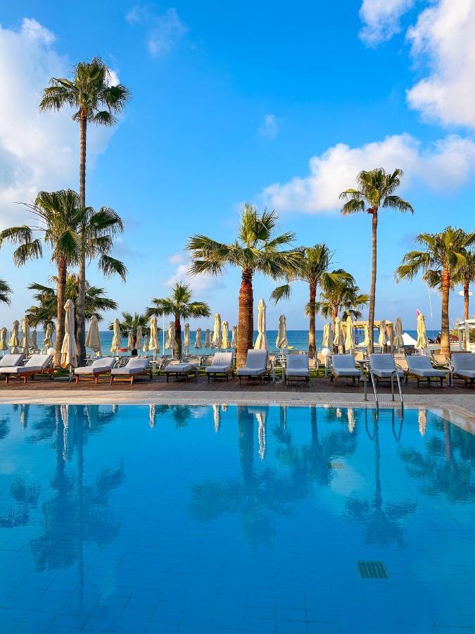 Silver Sands 3*