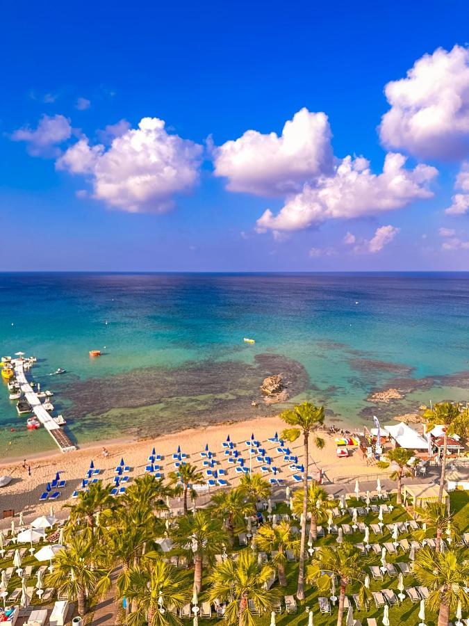 Silver Sands Hotel