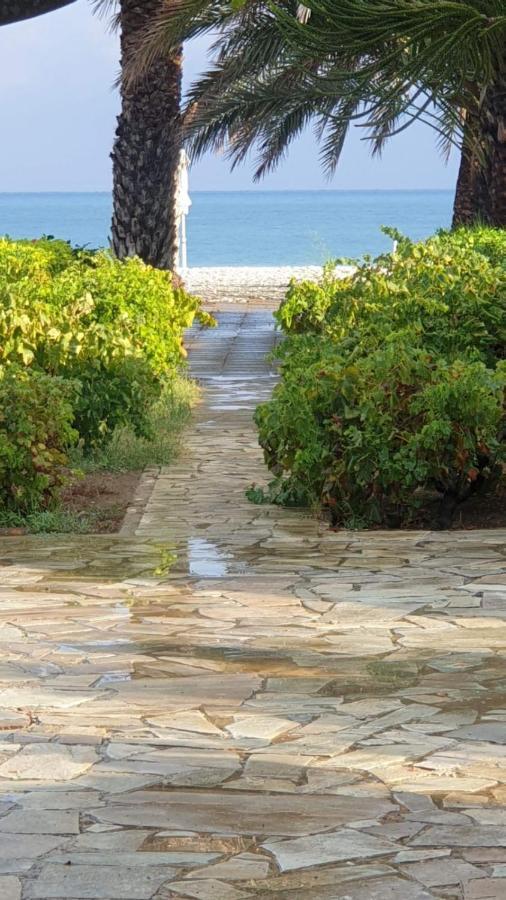Pampering Dream, A Stunning Luxury Retreat *