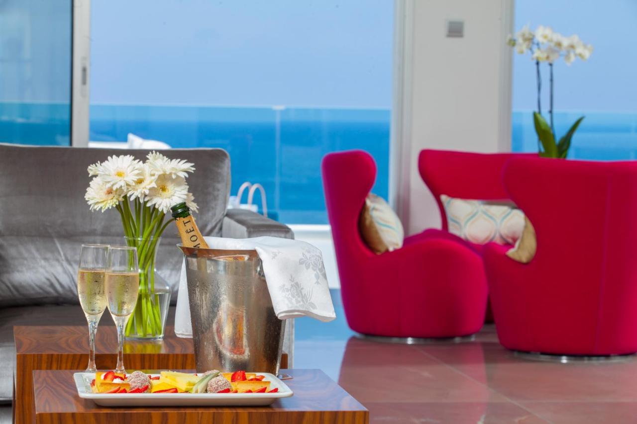 King Evelthon & Resort Klorakas