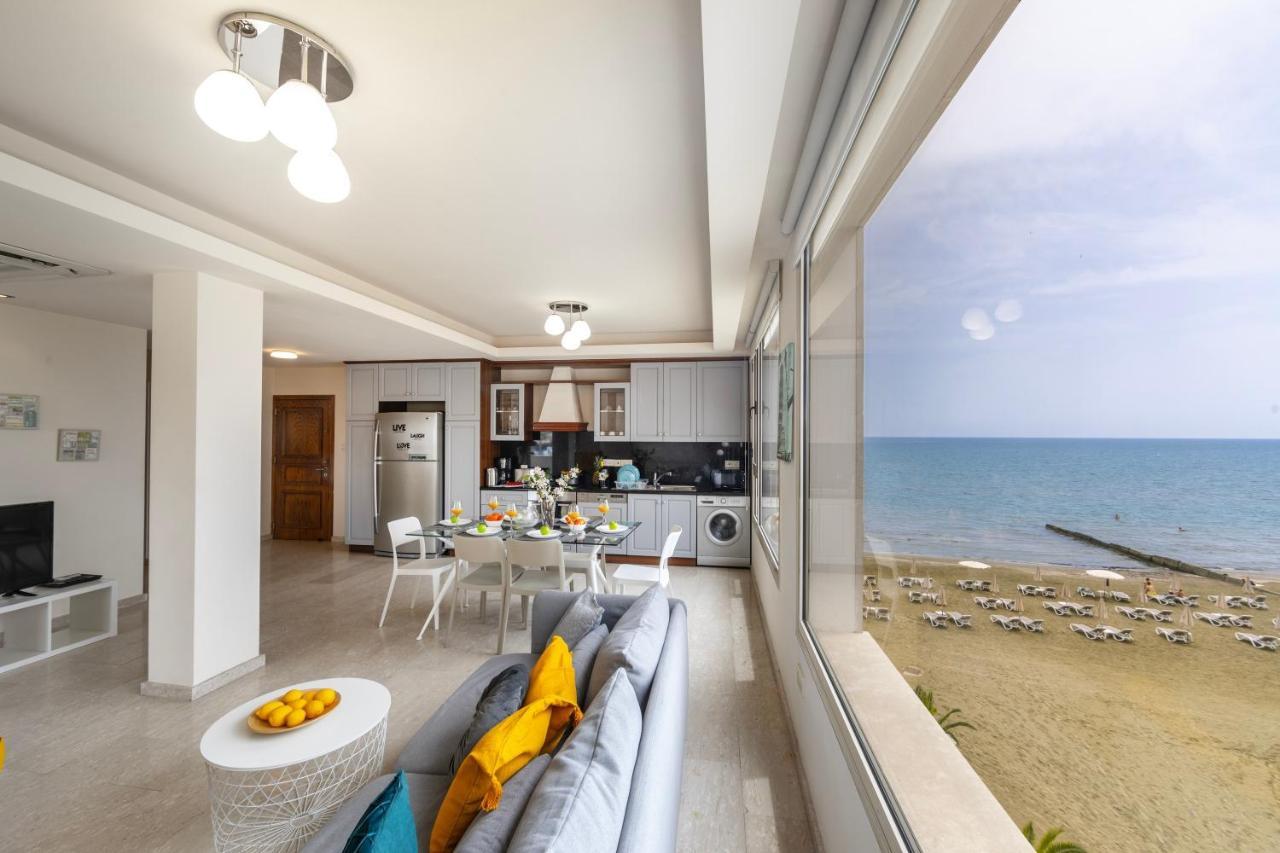 Apartment Mackenzie Beachfront Eftyhia *