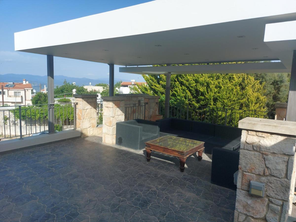 Villa Angela Dhrousha