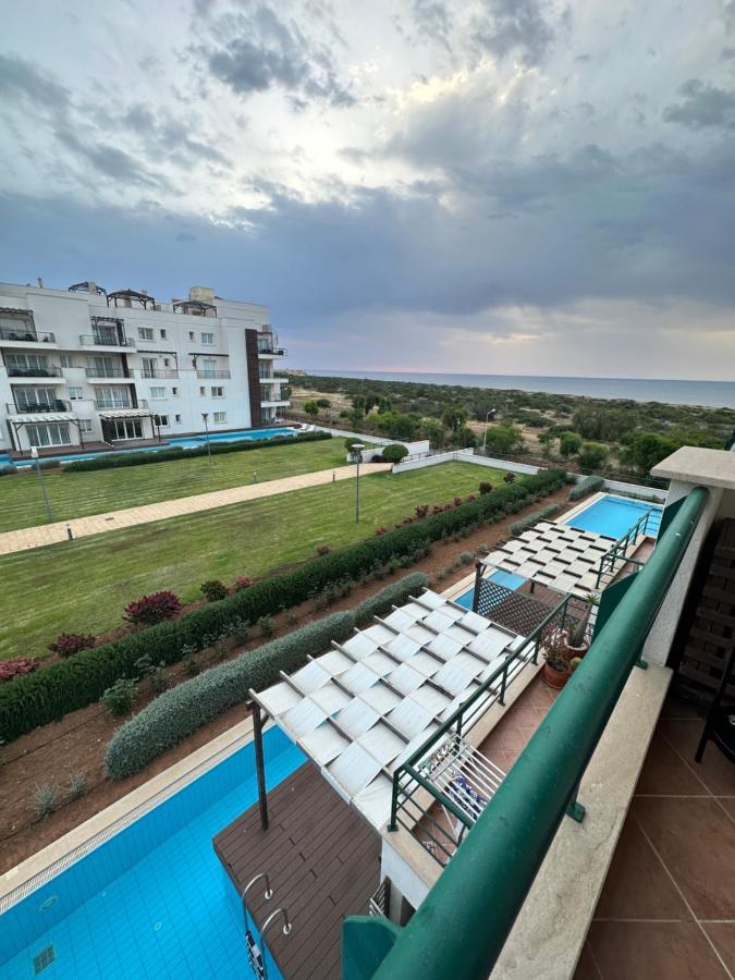 Laura With A View Of The Sea Near The In Northern Cyprus Apartment *