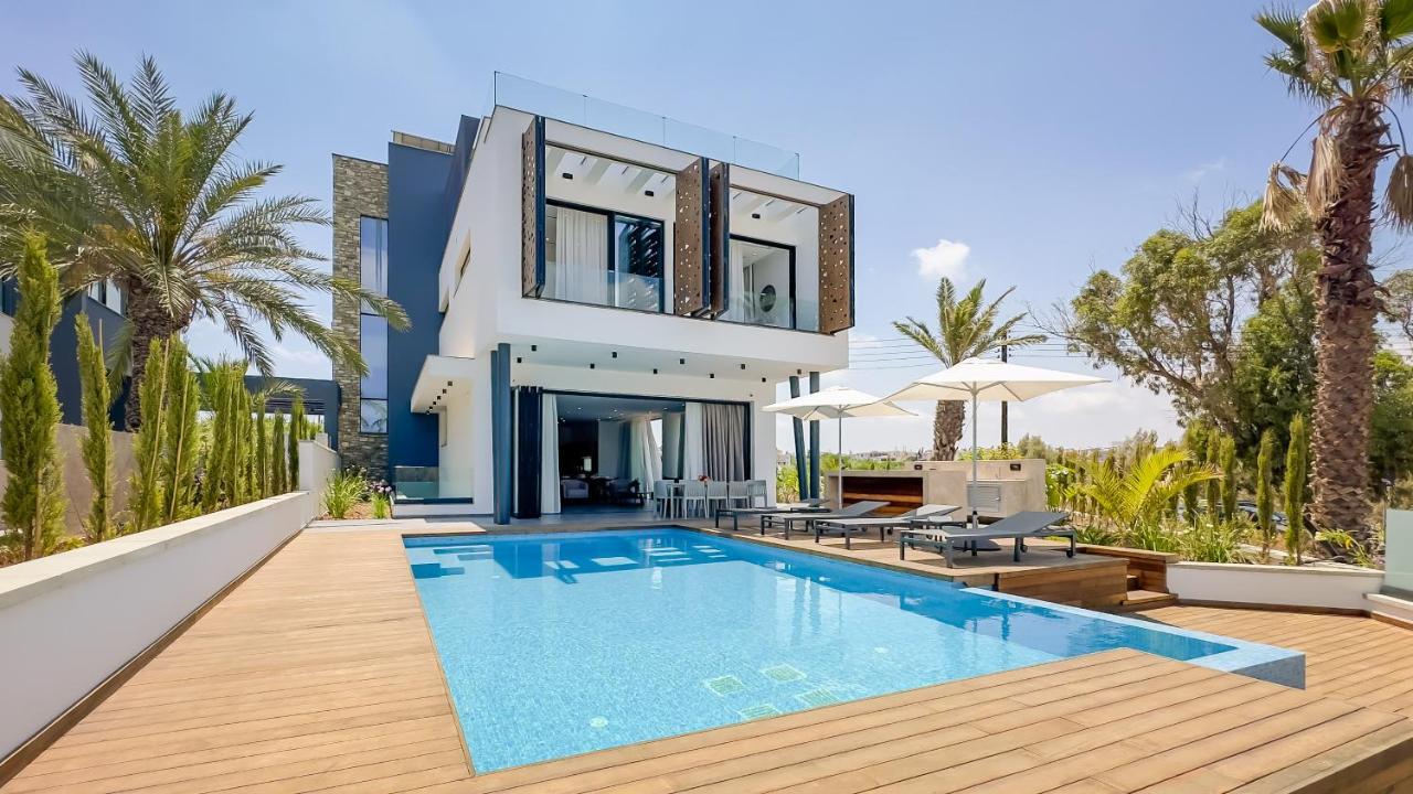 Sunrise Beachfront - 1 Paralimni