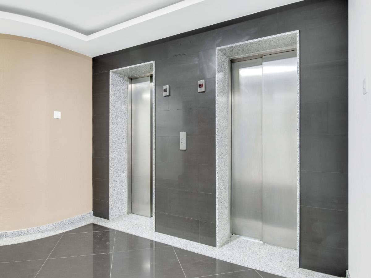 Appartement Marathon With Shared Pool *