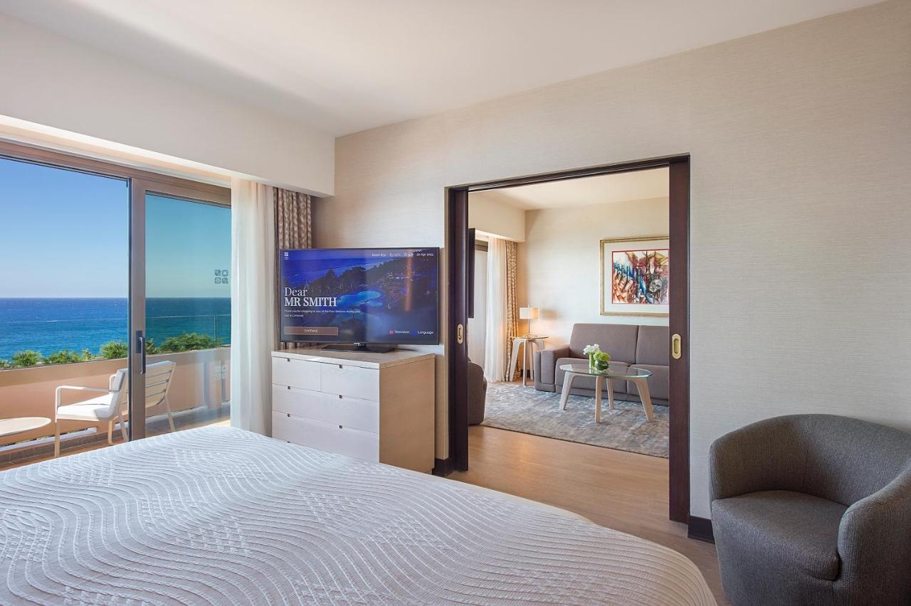 Four Seasons Hotel 5*