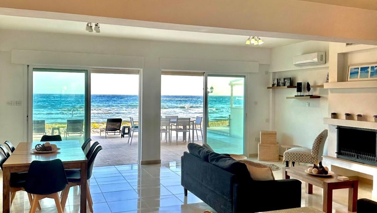 Sayers Beachfront Perivolia