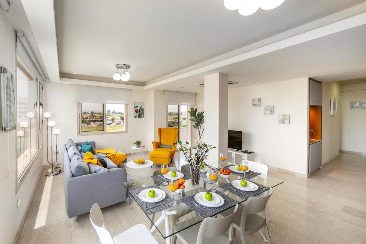 Mackenzie Beachfront Eftyhia Apartment Larnaca