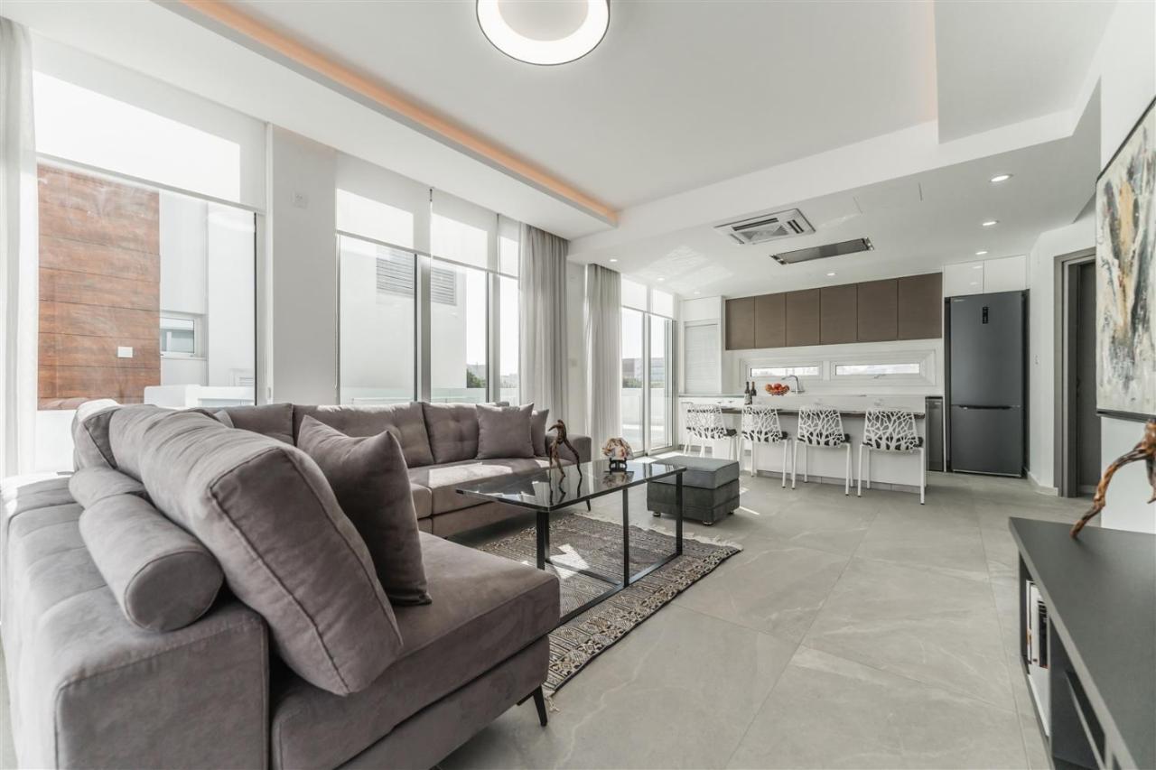 Villa Imperial Jade V2 - Semeli In Protaras