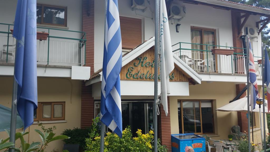 Edelweiss Hotel 2*