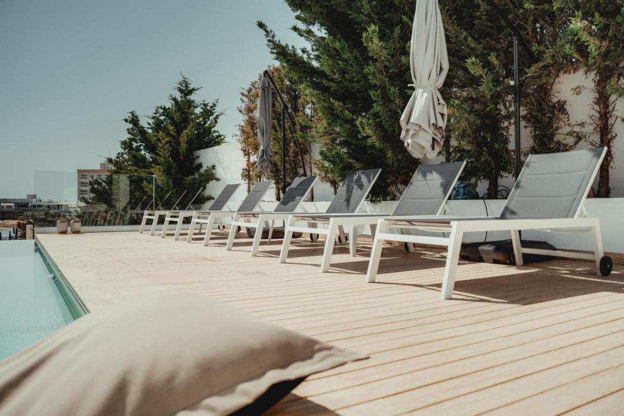 Villa Beachfront Blue Waves Protaras