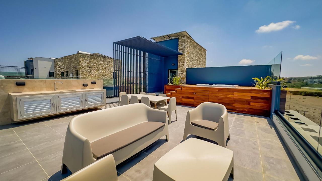 Villa Sunrise Beachfront - 1 Paralimni
