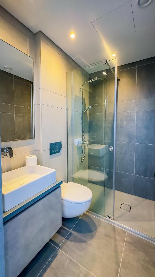 Villa Sunrise Beachfront - 1 *