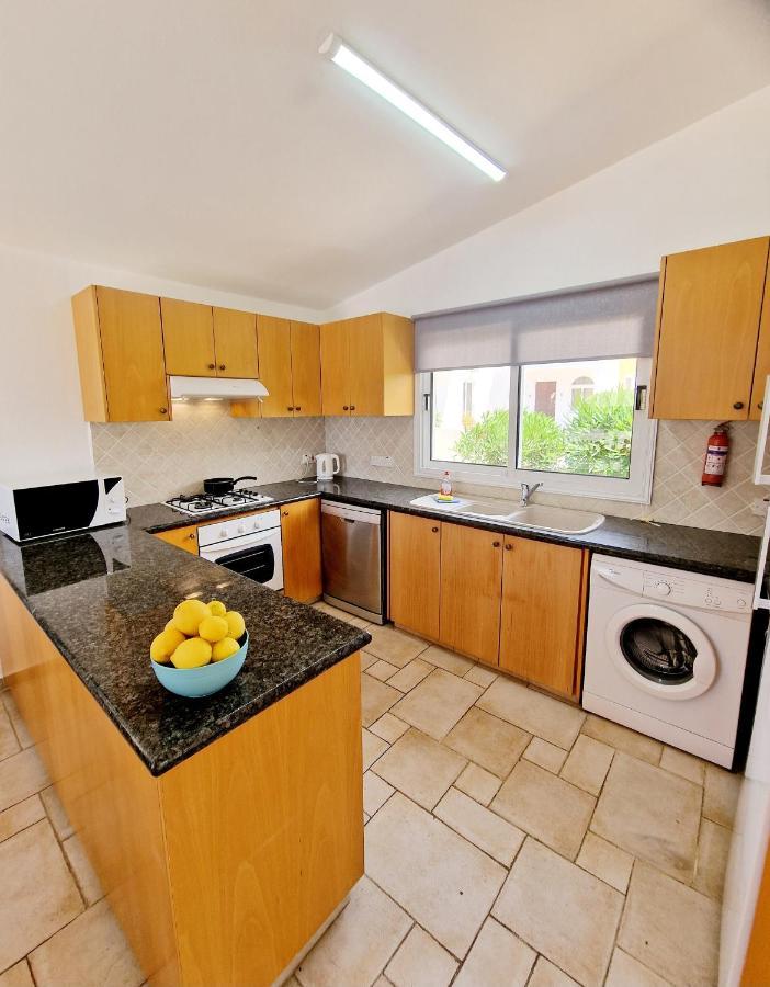 Pousada 3 Bedroom Villa, Close To Coral Bay Strip And The Paphos