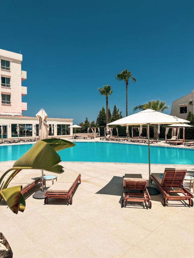 Hotel Toxotis Pernera