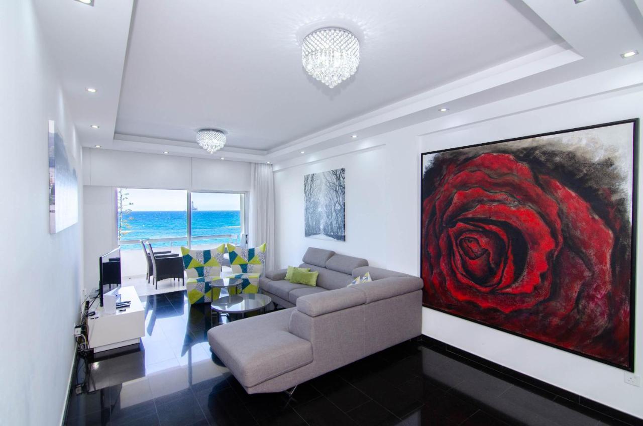 Gulf Palace Apartment *