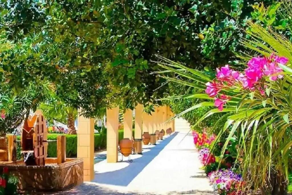 Appartement Caesar & Spa, Claudius 2 Bedroom Apartment, Iskele, Long *