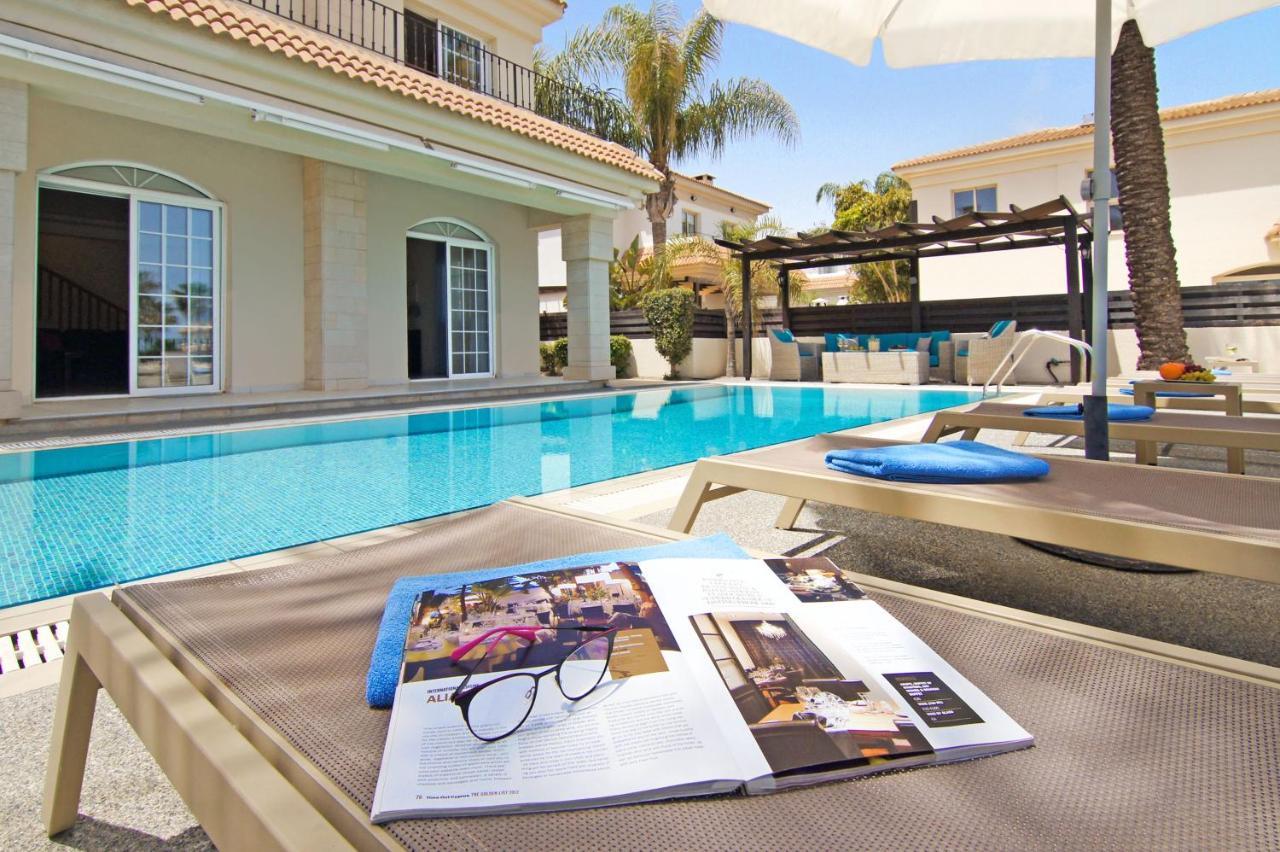 Oceania - Beachfront Paralimni