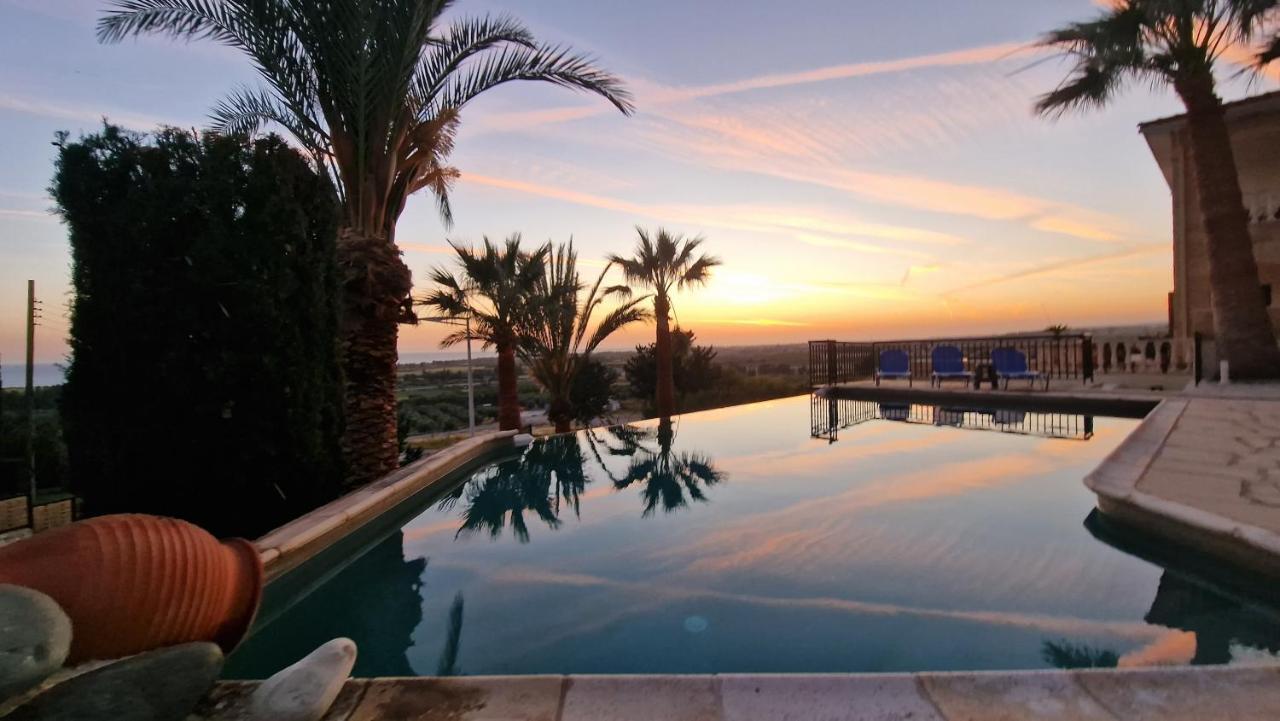 Host & - Sunset Villa