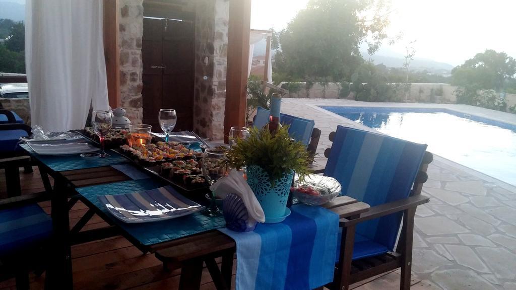 Simona Stone House Holiday home
