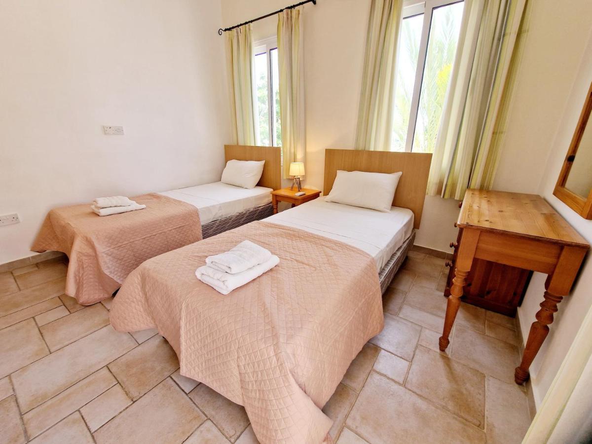 3 Bedroom Villa, Close To Coral Bay Strip And The Pousada Paphos