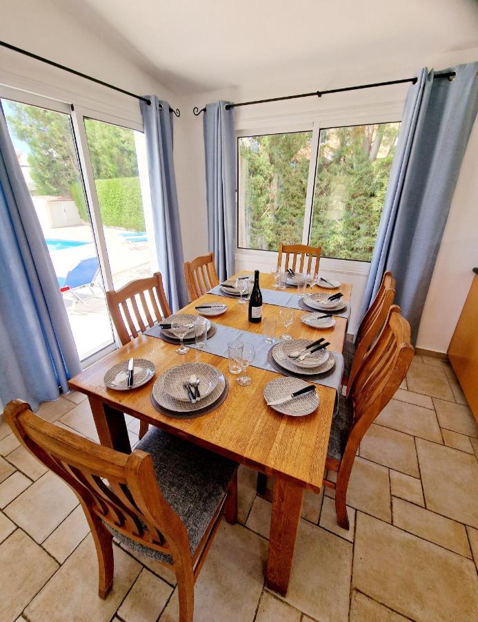 Pousada 3 Bedroom Villa, Close To Coral Bay Strip And The Paphos