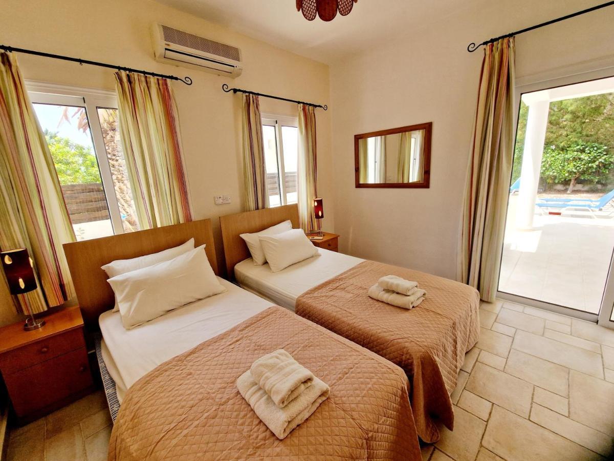 3 Bedroom Villa, Close To Coral Bay Strip And The Pousada Paphos