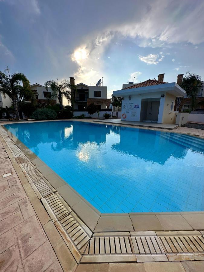 Casa de férias Sotira Luxury House