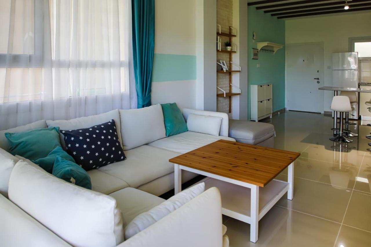 Garden View Two Bedroom In Caesar & Spa, Long Apartment *
