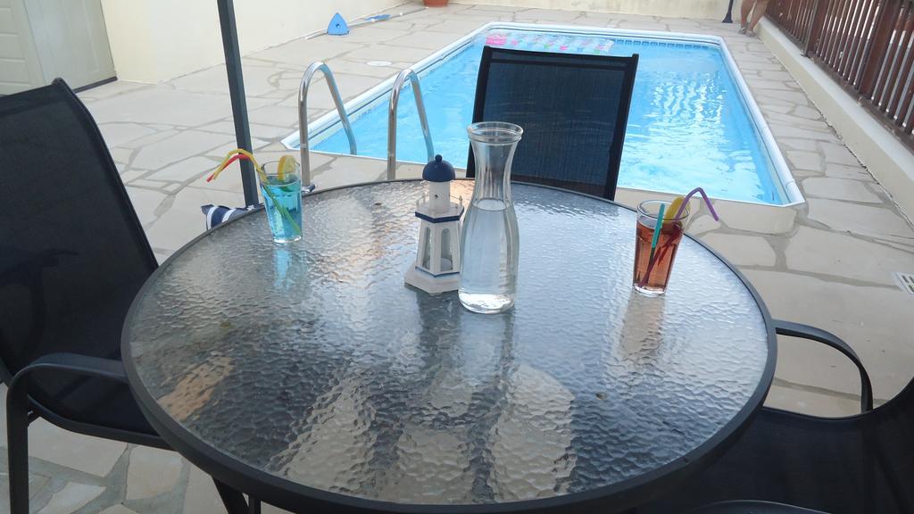 Loggin Holiday House Vakantiehuis Peyia