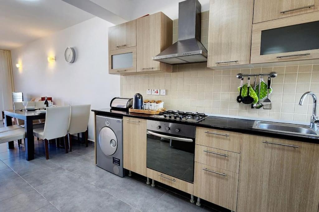 Apartment 2 Bedroom Ground Floor
