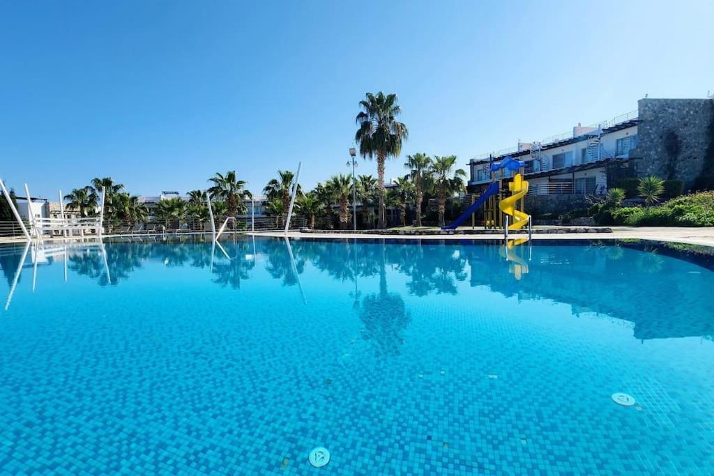 2 Bedroom Ground Floor * Kalogrea
