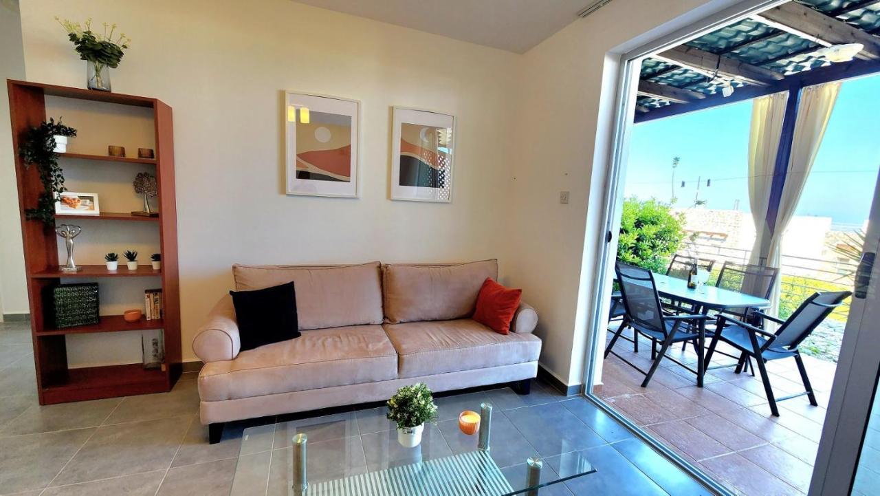 2 Bedroom Ground Floor Apartment Kalogrea