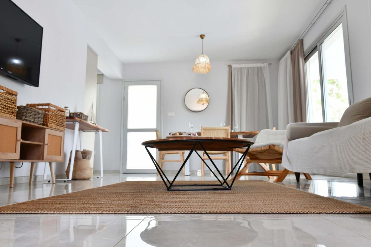 Geo Panoramic Konnos - Pool, Game Room, Gym Villa *