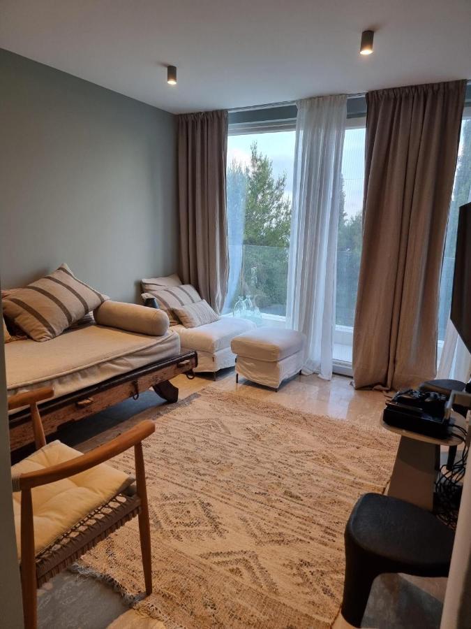 Exquisite Golf With Sea, 8tee, Views, In Aphrodite Hills Golf * Kouklia