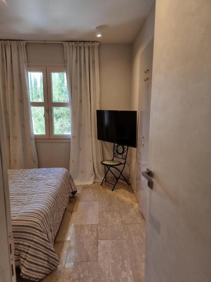 Villa Exquisite Golf With Sea, 8tee, Views, In Aphrodite Hills Golf Kouklia