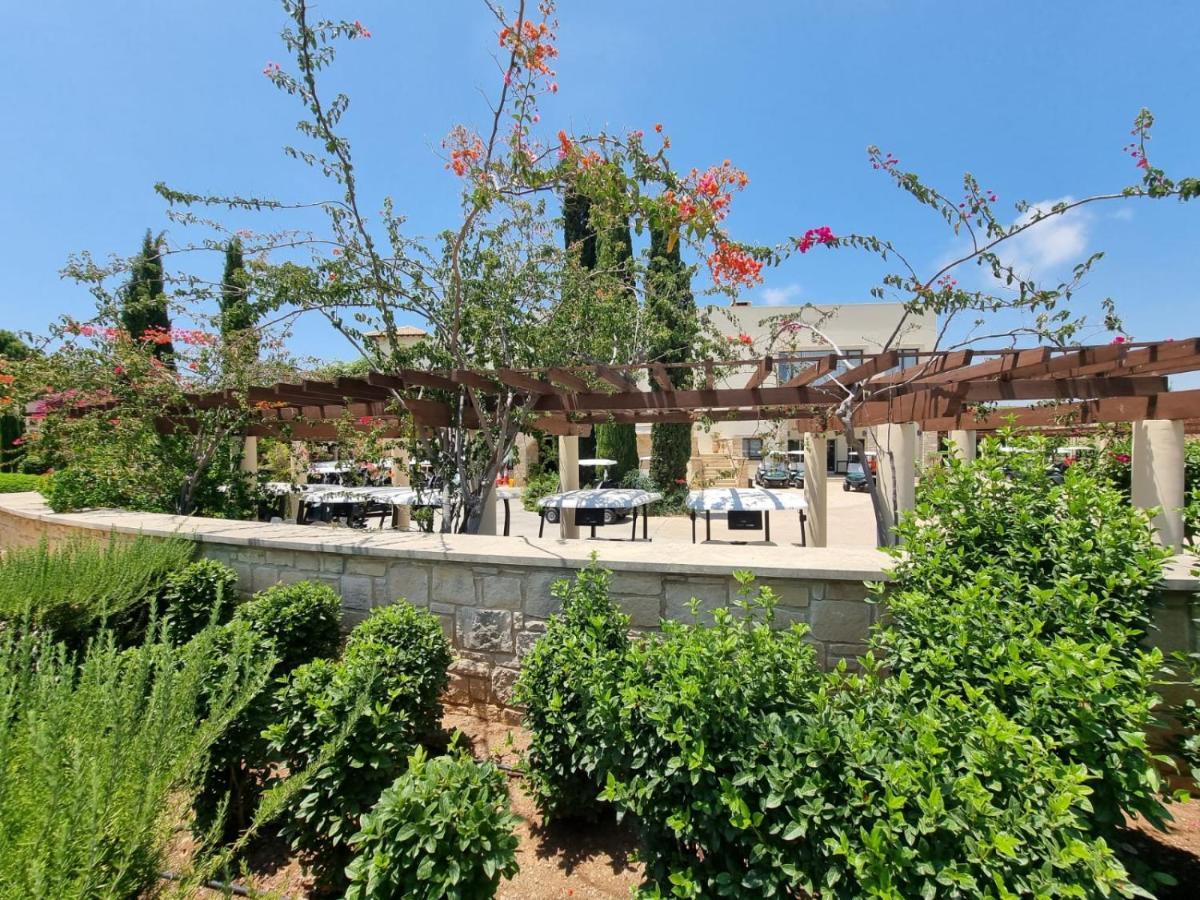 Exquisite Golf With Sea, 8tee, Views, In Aphrodite Hills Golf Villa *