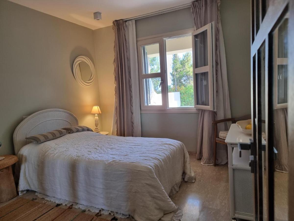 Exquisite Golf With Sea, 8tee, Views, In Aphrodite Hills Golf Villa Kouklia