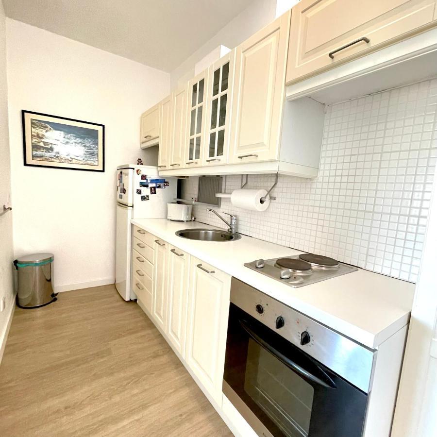 Sea-view Apartment *