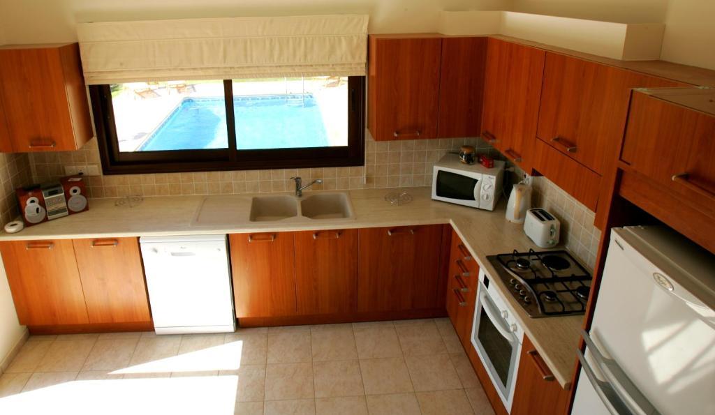 Eve Xιnisteri Villa